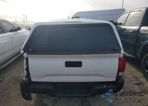 2023 Toyota Tacoma Sr z USA, uszkodzony, nr VIN 3TYRX5GN8PT079513